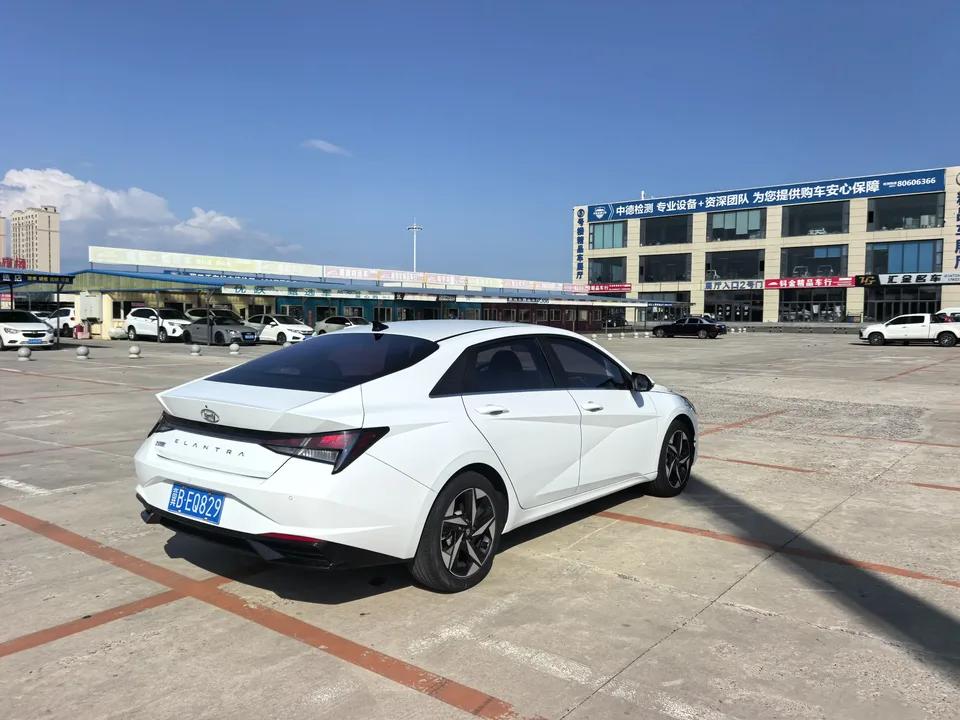 Hyundai Elantra Elantra 2021 1.5L CVT GLX Elite Edition 2022 — thumbnail 2
