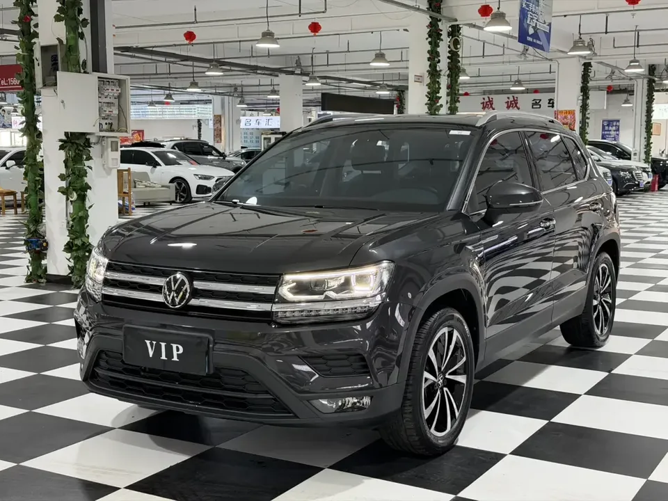 Volkswagen Tharu tuyue 2022 280TSI 2WD Deluxe Edition 2022 — photo 1, buy with delivery to Moscow