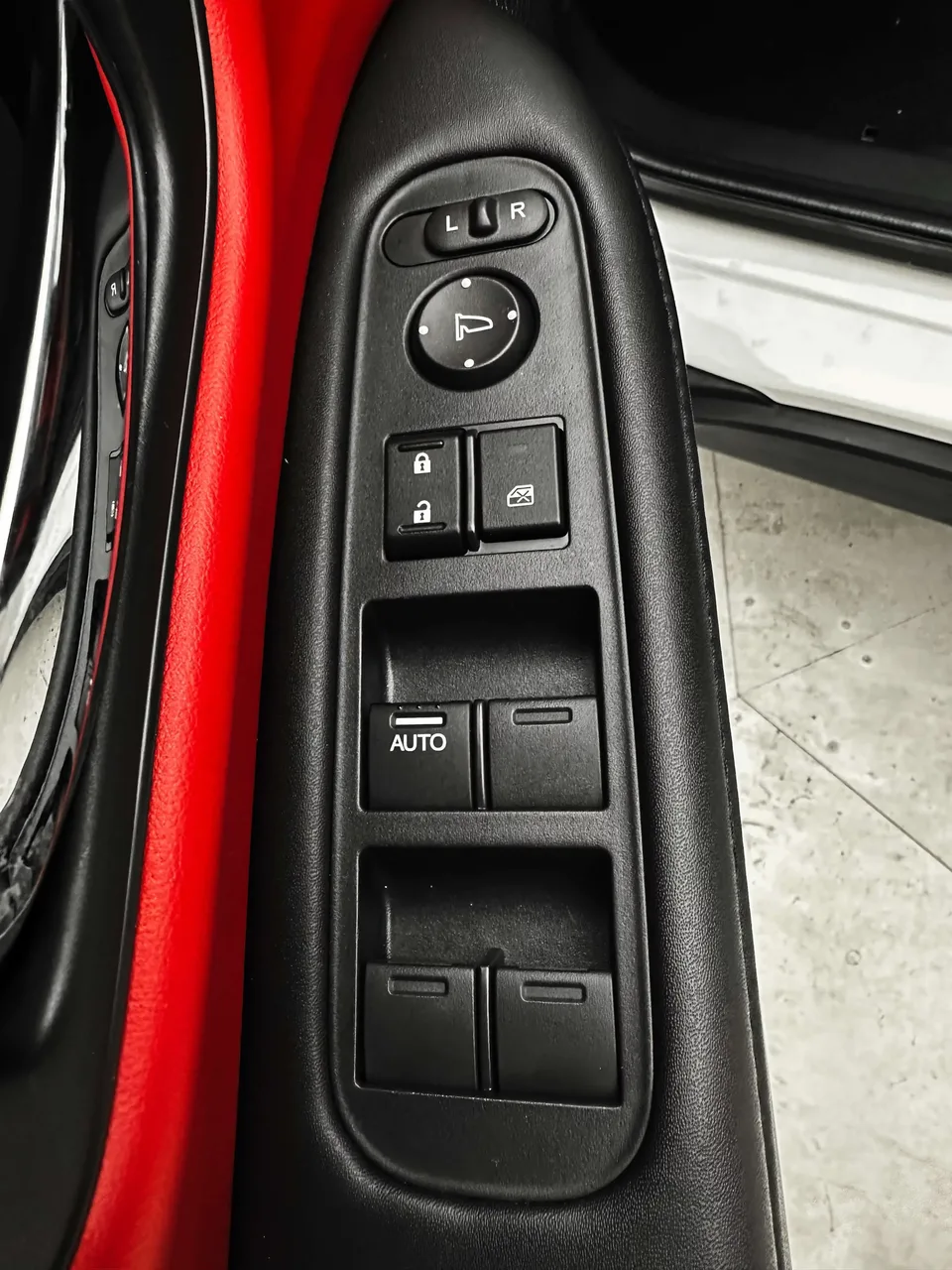 Honda VEZEL Binzhi 2020 1.5L CVT Elite Edition 2022 — thumbnail 4