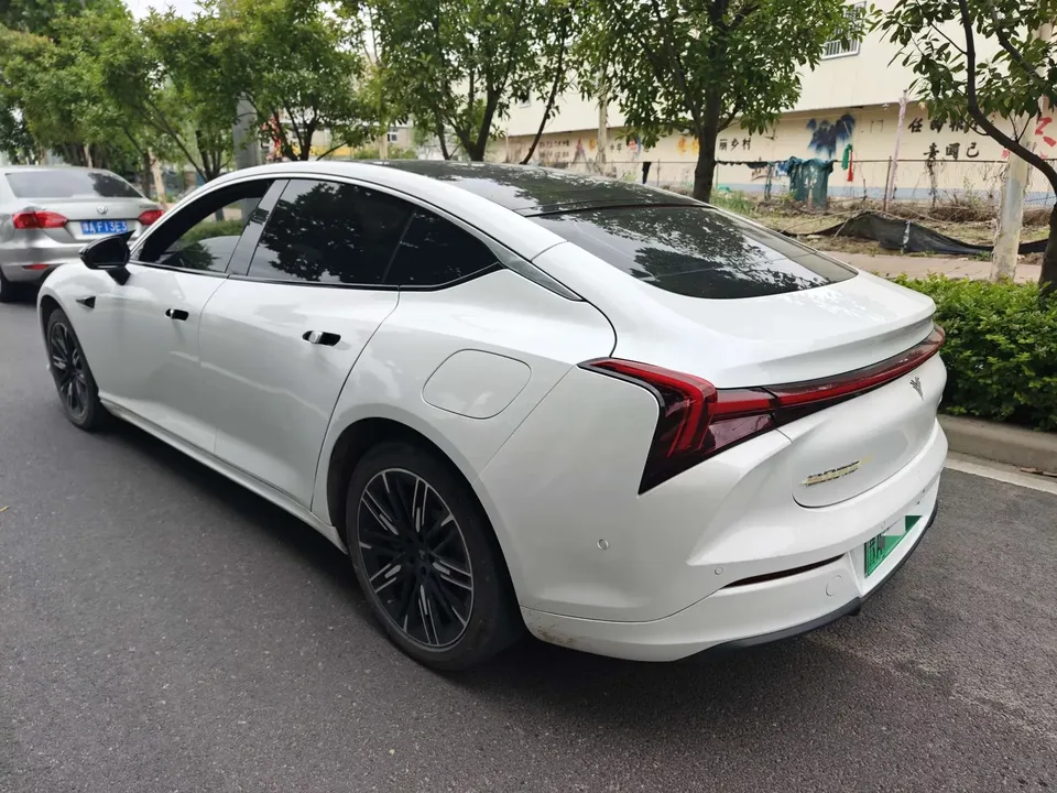 Hozon Neta S Nezha S 2022 Extended range 1160 medium version 2023 — миниатюра 4