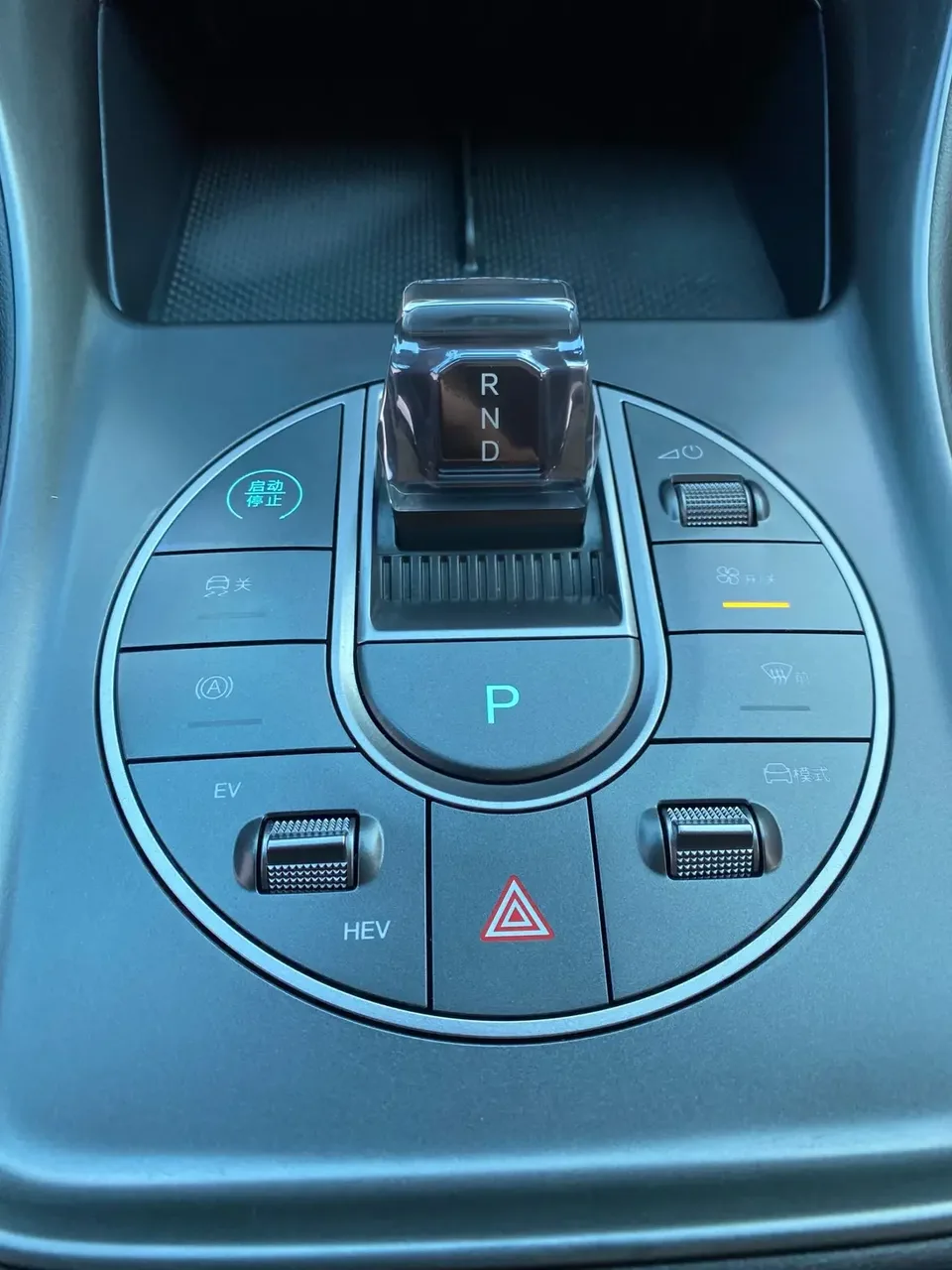 BYD Sea Lion 05DM Sea Lion 05DM 2025 DM-i 115KM Premium Edition 2025 — thumbnail 4
