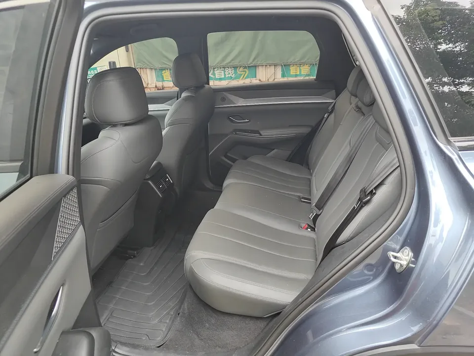 BYD Song Pro DM Song Pro DM 2025 Second generation intelligent driving version DM-i 75KM leading model 2025 — thumbnail 3