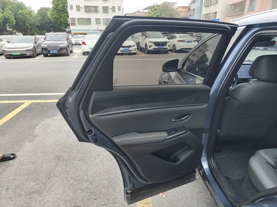 BYD Song Pro DM Song Pro DM 2025 Second generation intelligent driving version DM-i 75KM leading model 2025 — thumbnail 5