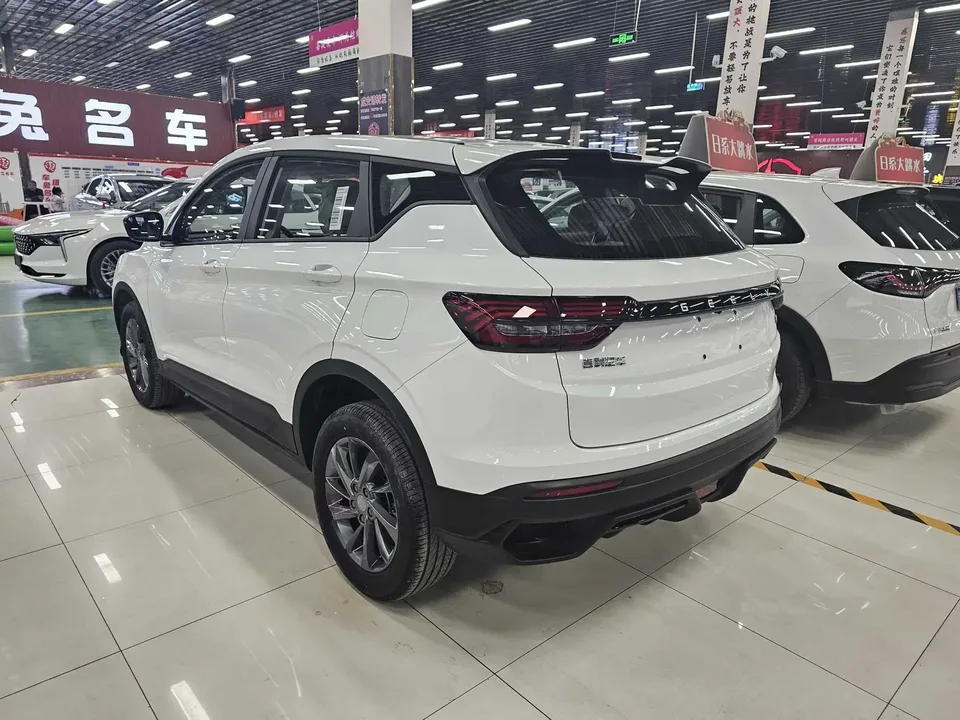 Geely Coolray SX11 Binyue 2025 1.5L CVT Super Edition 2026 — thumbnail 4