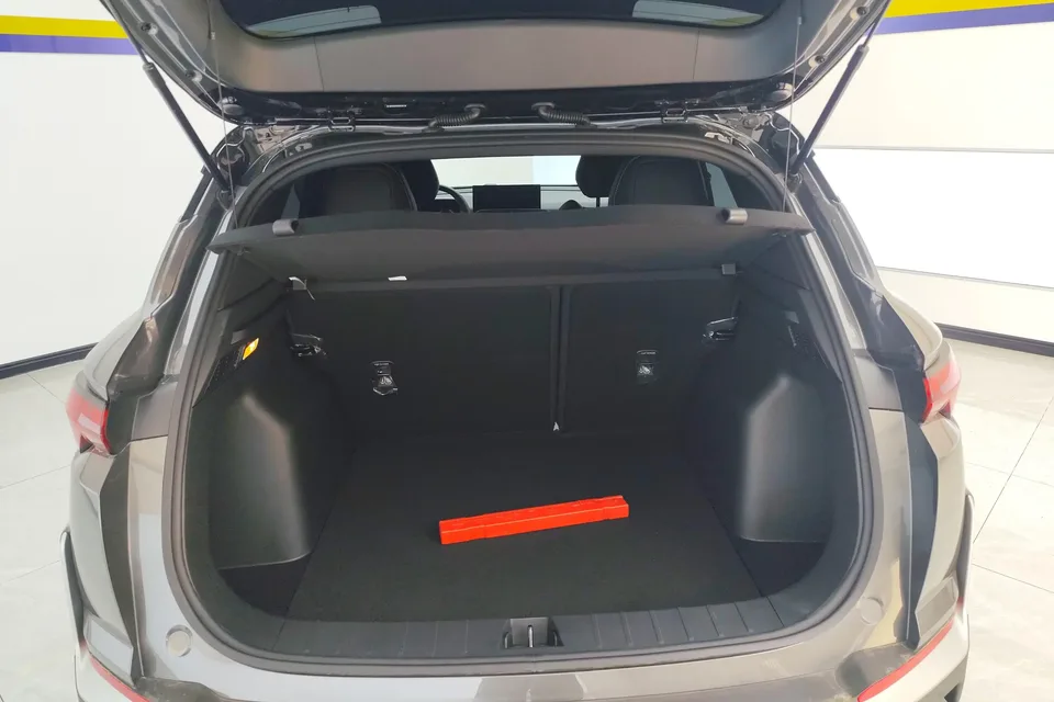 Geely Coolray SX11 Binyue 2025 Binyue L 1.5TD DCT Star Diamond Edition 2026 — thumbnail 5