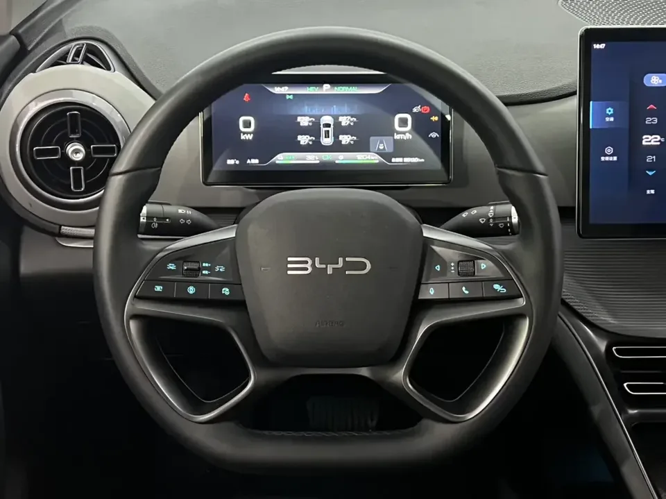 BYD Sea Lion 05DM Sea Lion 05DM 2025 DM-i 115KM Premium 2025 — thumbnail 4