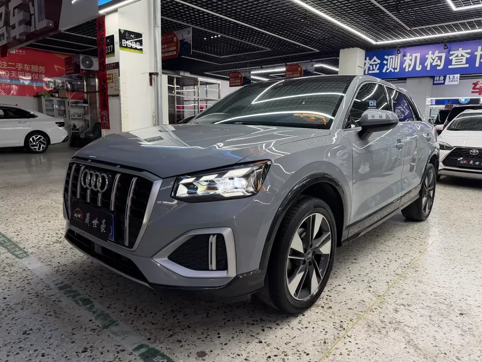 Audi Q2L Audi Q2L 2022 35 TFSI Stylish and Elegant 2022 — фото 1, купить с доставкой в Москву