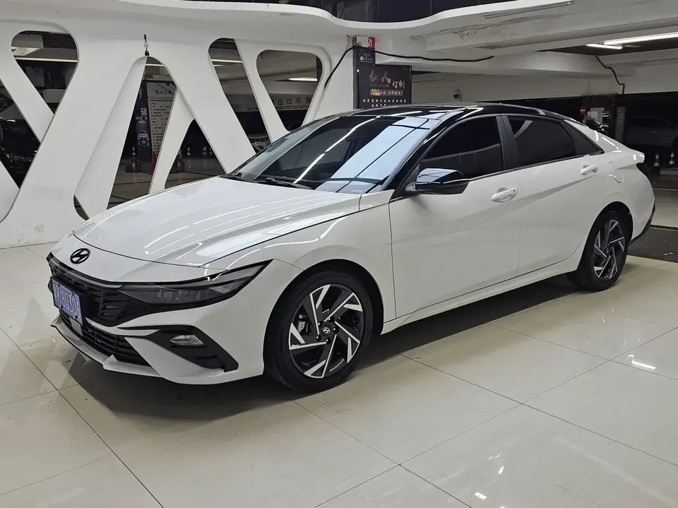 Hyundai Elantra Elantra 2023 1.5L CVT GLX Elite Edition 2023 — photo 1, buy with delivery to Moscow