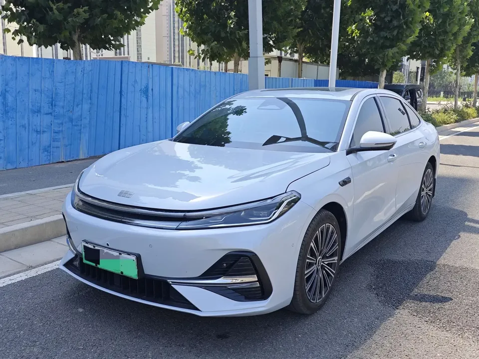 Geely Galaxy A7 EM Galaxy A7 EM 2025 150km Explorer+ 2025 — photo 1, buy with delivery to Moscow