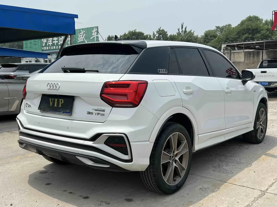 Audi Q2L Audi Q2L 2022 35 TFSI Stylish Dynamic 2022 — thumbnail 2
