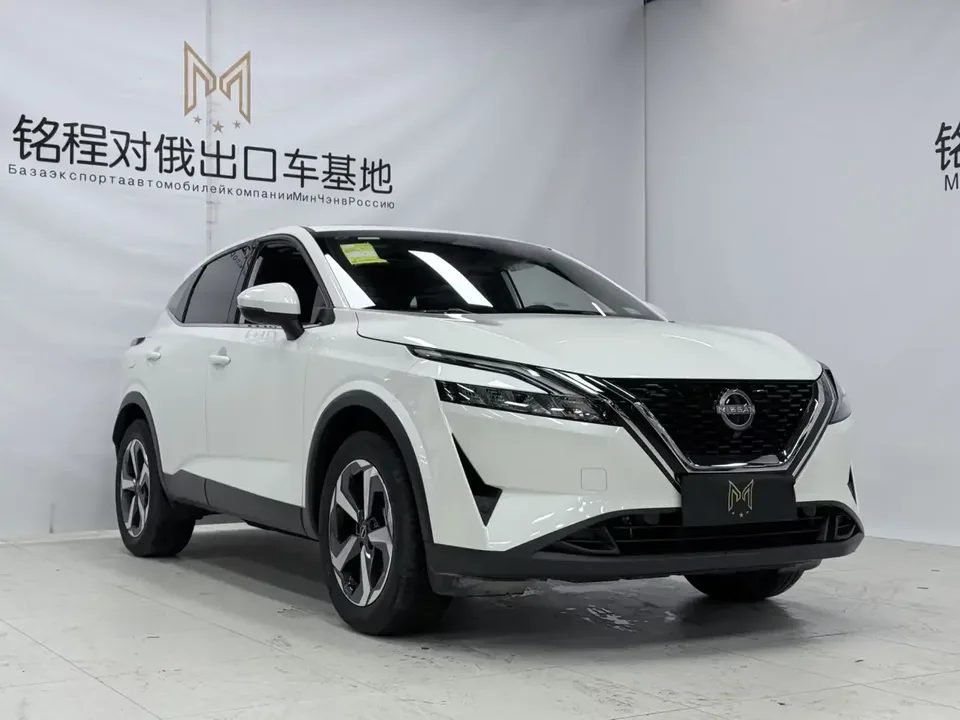 Nissan Qashqai Qashqai 2023 1.3T Deluxe Edition 2024 — photo 1, buy with delivery to Moscow