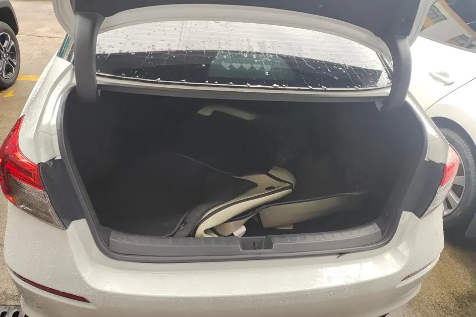 Honda CIVIC Civic 2023 240TURBO CVT Power Edition 2025 — thumbnail 5