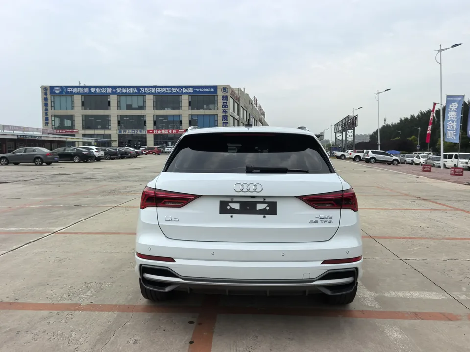 Audi Q3 Audi Q3 2022 35 TFSI Stylish Dynamic 2022 — thumbnail 2