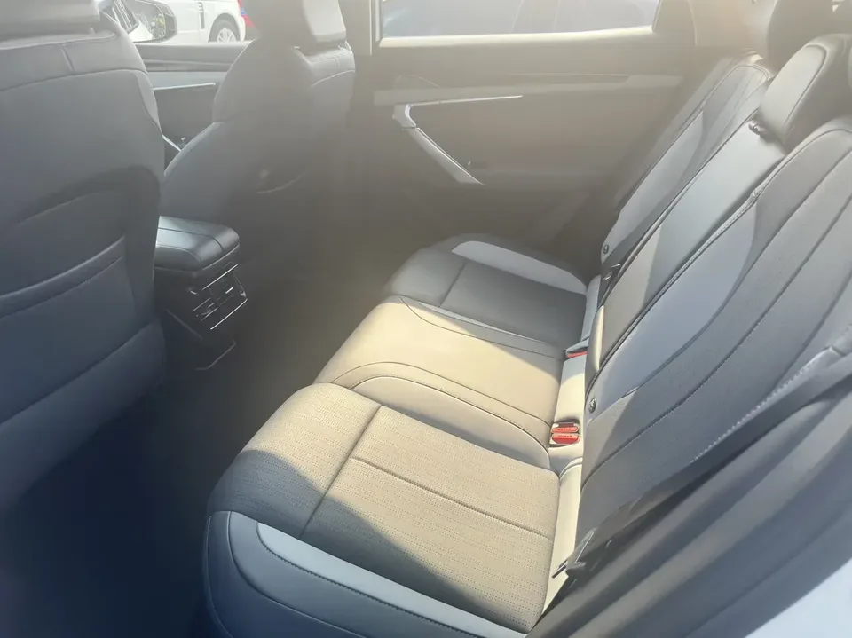 Geely Atlas L Boyue L 2024 1.5TD DCT Premium Edition 2024 — thumbnail 4