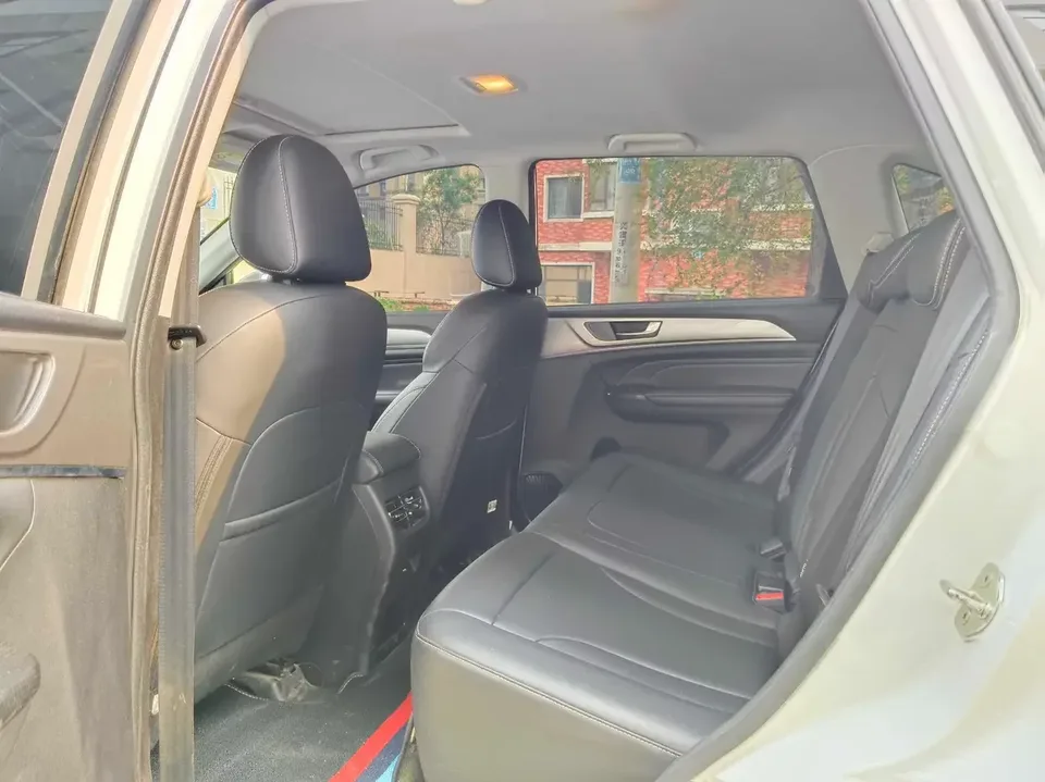 Haval M6 Haval M6 2023 PLUS 1.5T DCT Luxury Intelligent Connection 2024 — thumbnail 3
