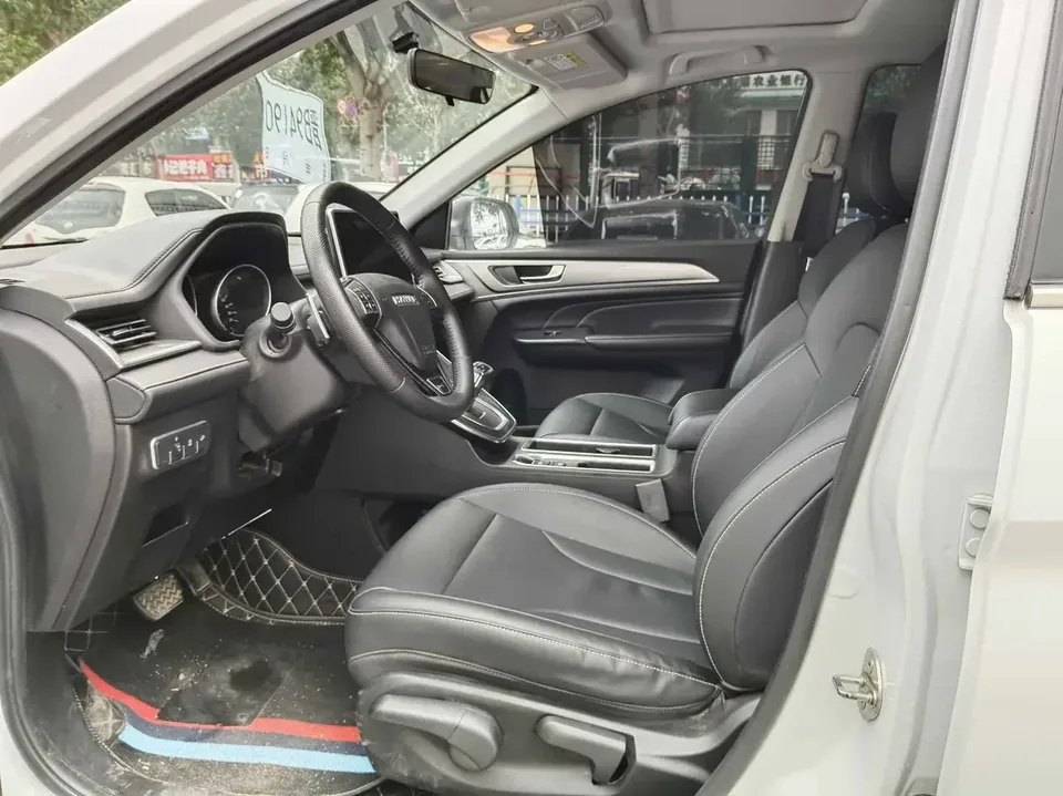 Haval M6 Haval M6 2023 PLUS 1.5T DCT Luxury Intelligent Connection 2024 — thumbnail 5