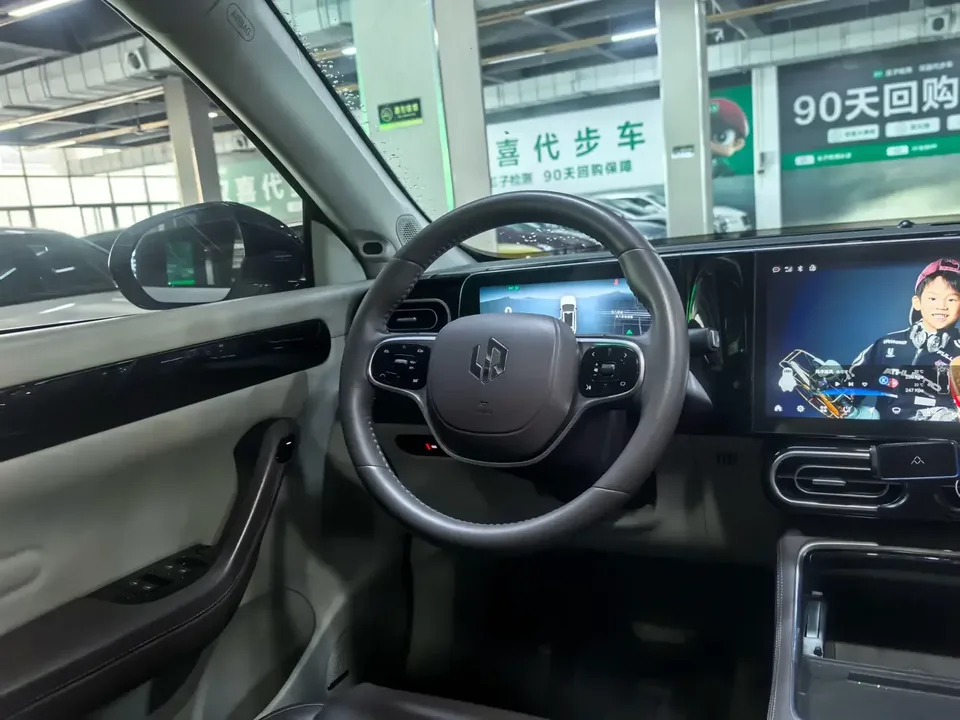 Leapmotor Zero running C11 Zero running C11 2023 Extended Range 180 Comfort Edition 2023 — thumbnail 4