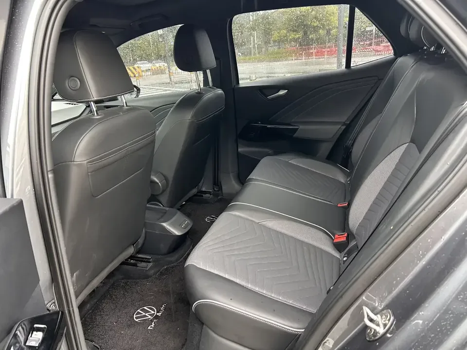 Volkswagen ID.3 Volkswagen ID.3 2023 Upgraded Pure Smart Edition 2023 — thumbnail 4