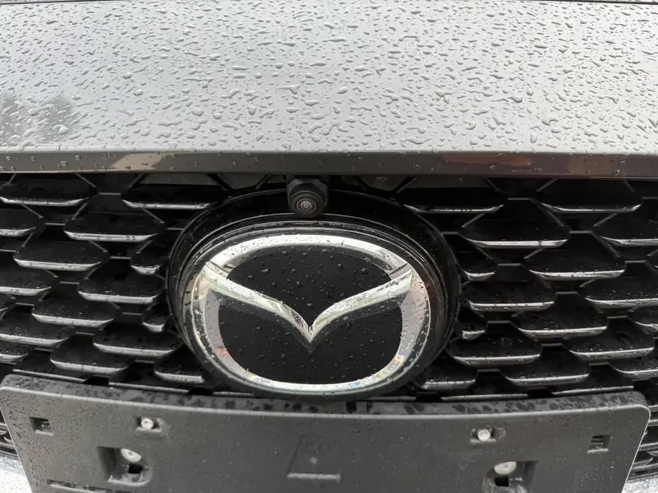 Mazda Axela Mazda3 Angkesela 2023 2.0L Automatic Elegant Edition 2023 — thumbnail 3