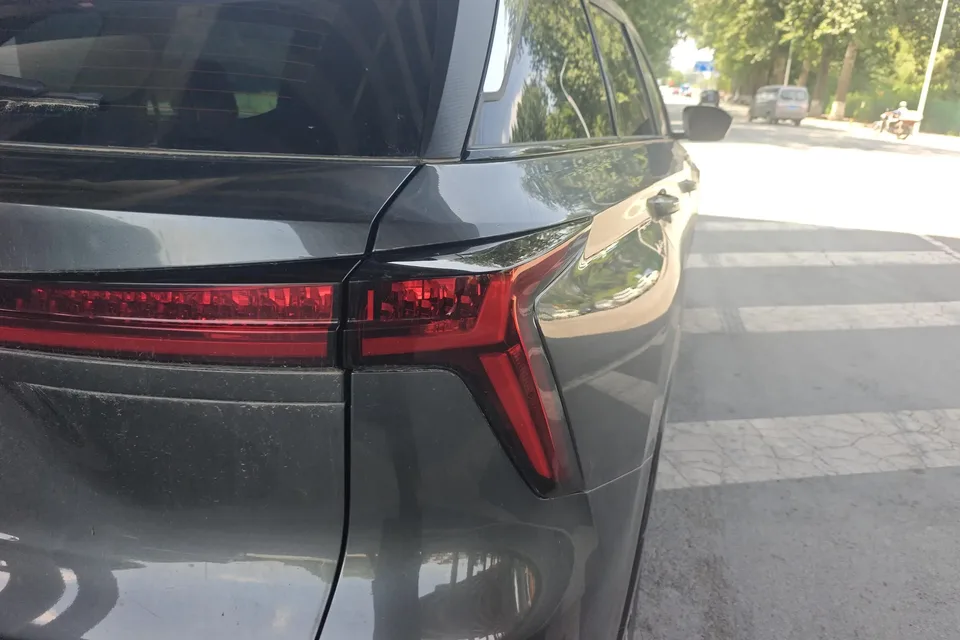 Changan CS75PLUS Changan CS75 PLUS 2023 The third generation 1.5T automatic premium model 2024 — thumbnail 2