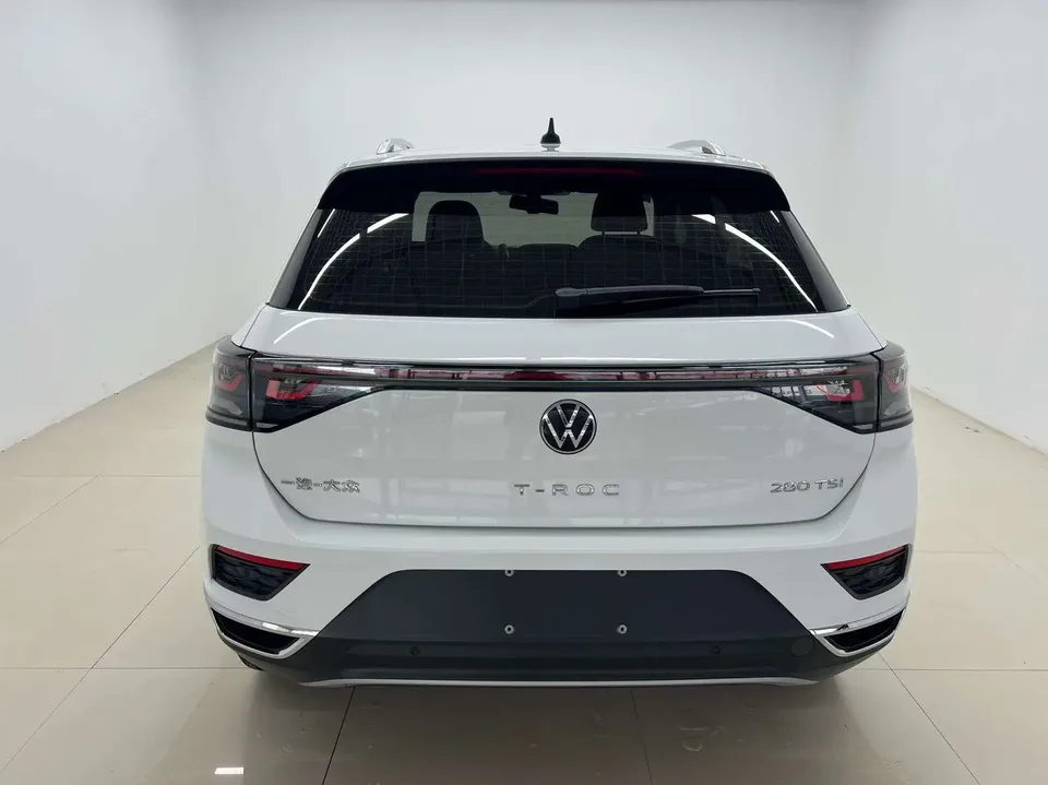 Volkswagen T-Roc TANG 2023 280TSI DSG Time Edition 2024 — thumbnail 2