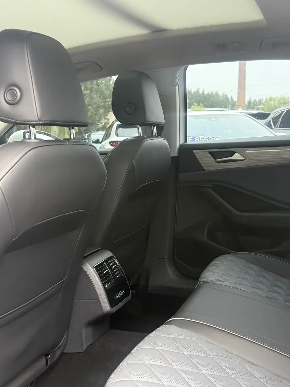 Volkswagen Sagitar Sagitar 2023 280TSI DSG Beyond Edition 2024 — thumbnail 5