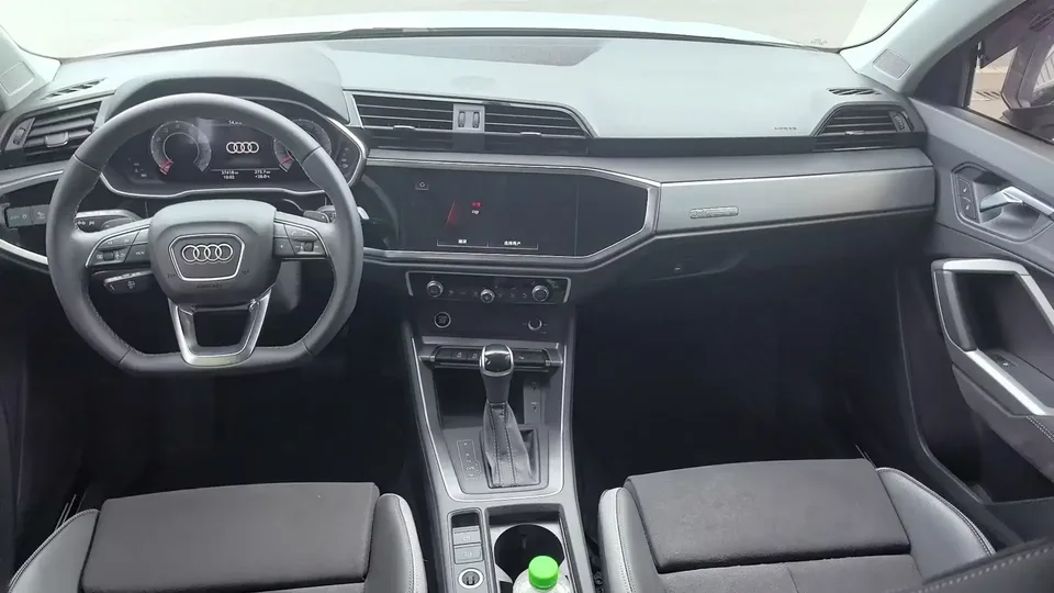 Audi Q3 Audi Q3 2022 35 TFSI Stylish Dynamic 2022 — thumbnail 3