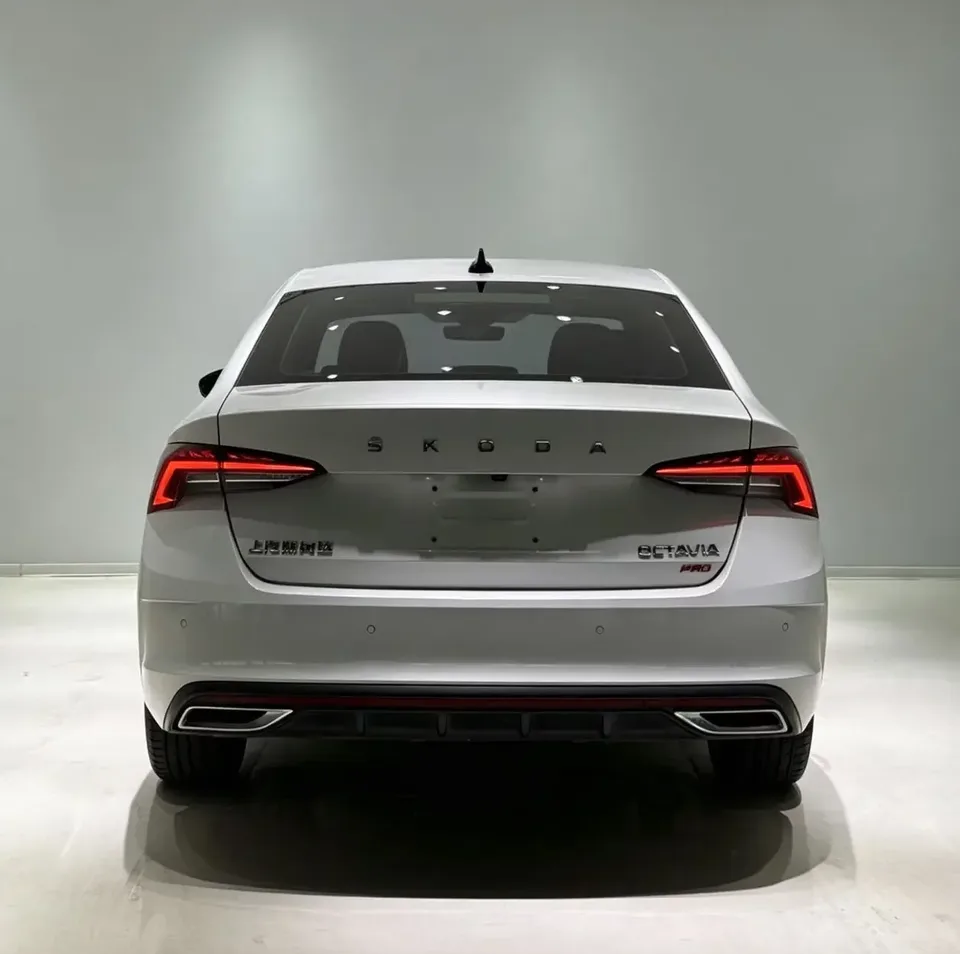 Skoda Octavia Octavia 2022 PRO TSI280 DSG Luxury Edition 2023 — thumbnail 2