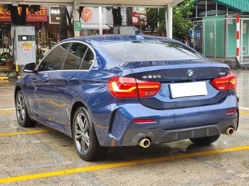 BMW 1 Series BMW 1 Series 2021 120i M Sport 2022 — thumbnail 5