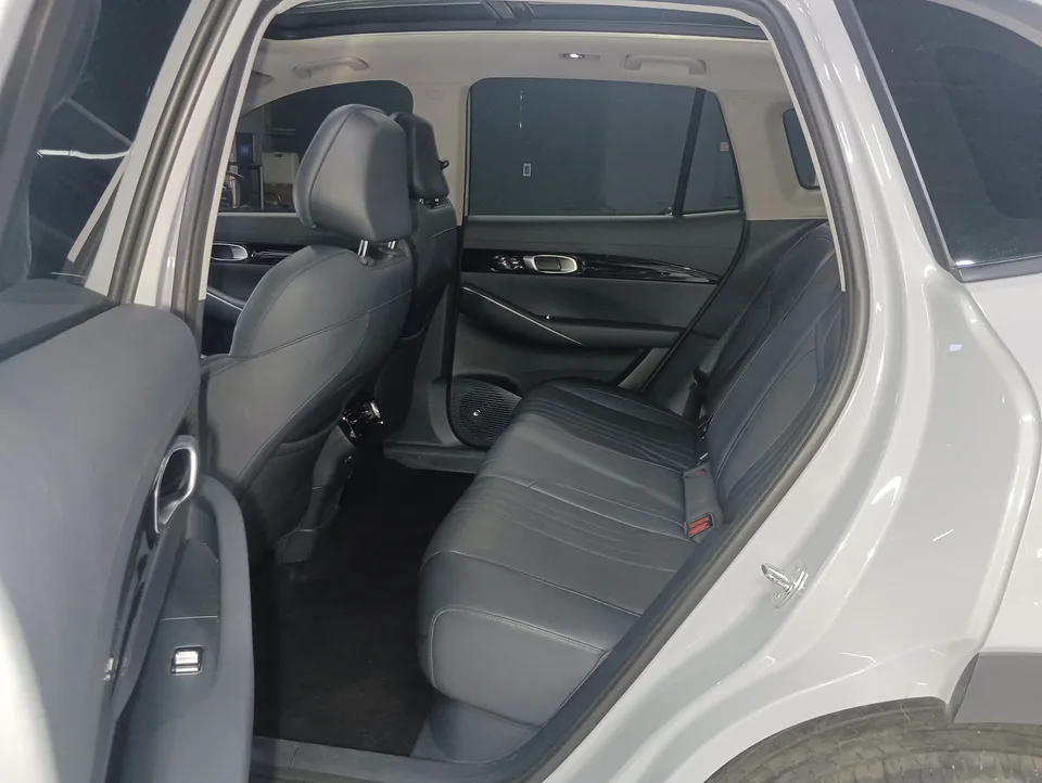 Geely Galaxy E5 Galaxy E5 2024 440km Explorer Edition 2024 — thumbnail 3