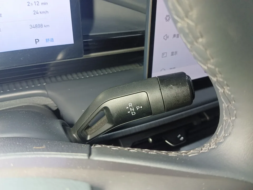 Geely Galaxy E5 Galaxy E5 2024 440km Explorer Edition 2024 — thumbnail 4