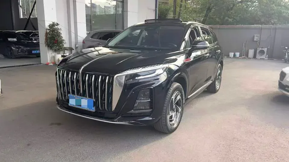 Hongqi HS3 Hongqi HS3 2024 1.5T Shanwei Edition 2024 — photo 1, buy with delivery to Moscow