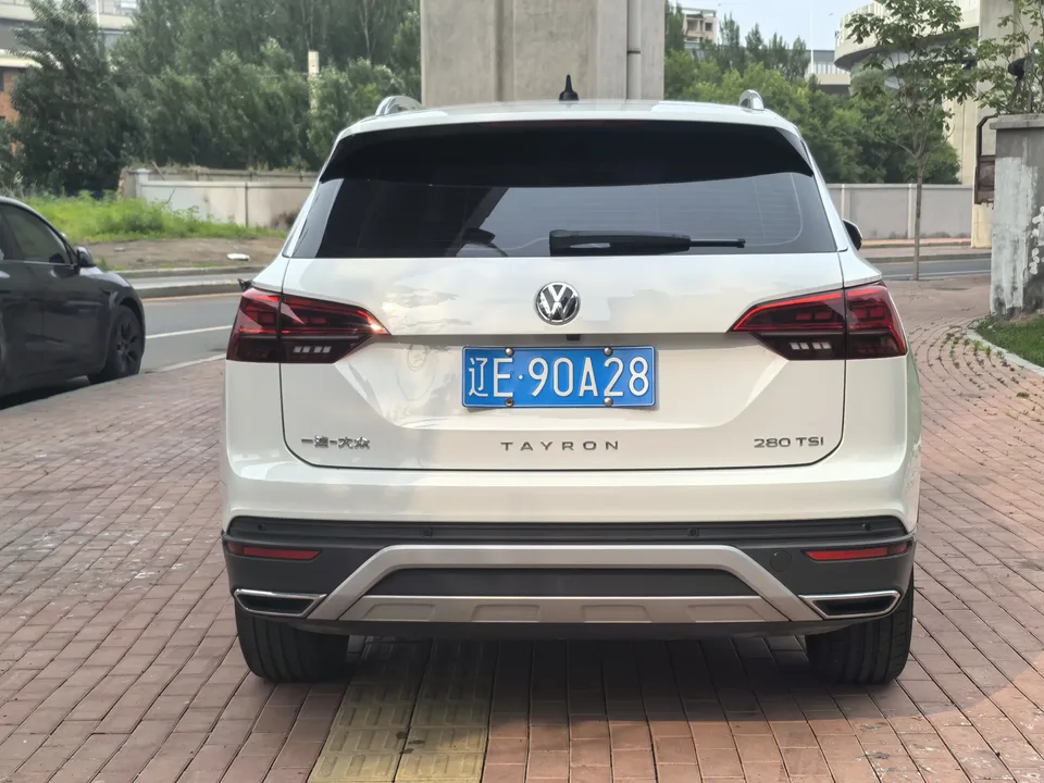 Volkswagen Tayron Tanyue 2022 280TSI 2WD Luxury Smart Edition 2022 — thumbnail 5
