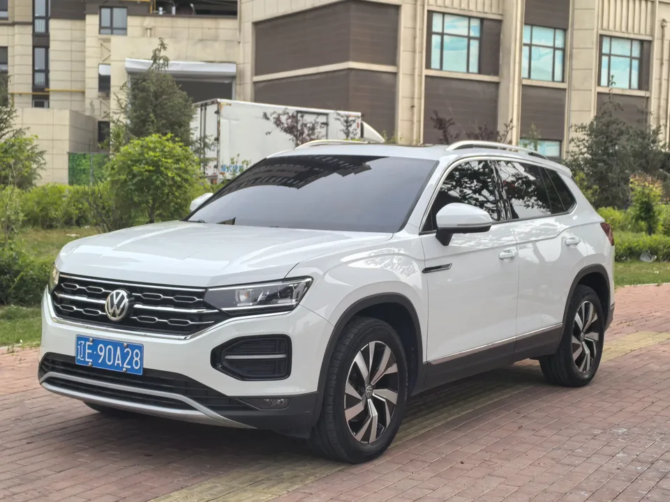Volkswagen Tayron Tanyue 2022 280TSI 2WD Luxury Smart Edition 2022 — photo 1, buy with delivery to Moscow