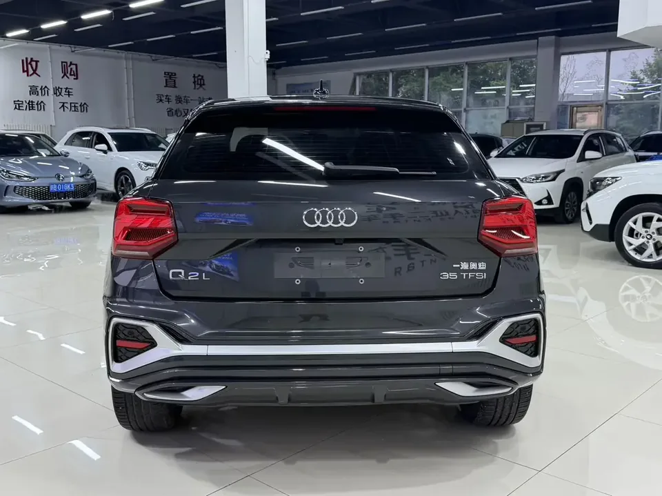 Audi Q2L Audi Q2L 2022 35 TFSI Progressive Dynamic 2022 — thumbnail 2