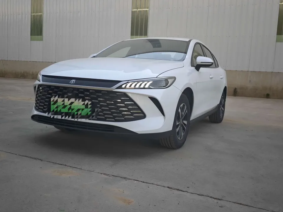 BYD Qin PLUS DM Qin PLUS DM 2026 DM-i 128KM Progressive 2026 — photo 1, buy with delivery to Moscow