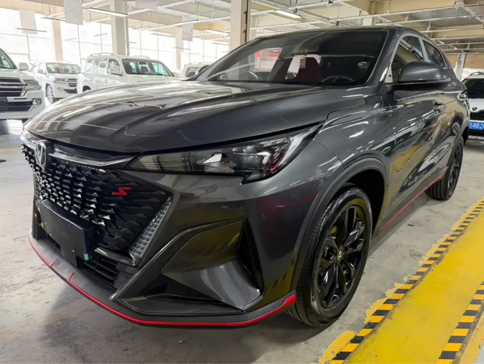 Changan X5 Plus Changan X5 PLUS 2025 1.5T DCT Pioneer 2025 — photo 1, buy with delivery to Moscow
