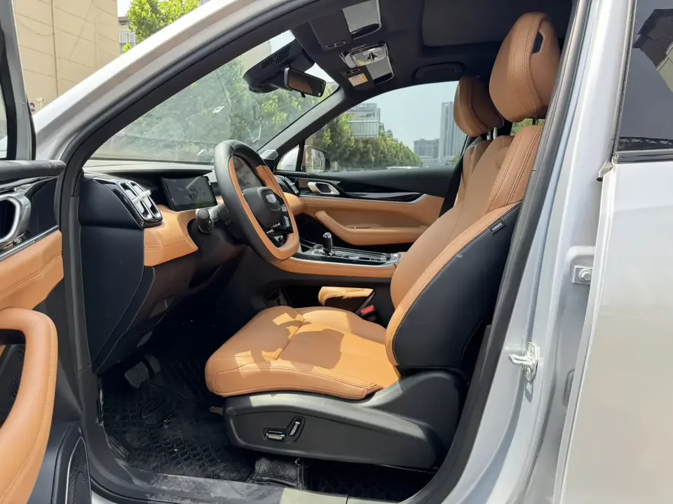 Geely Atlas L Boyue L 2025 Fourth generation 1.5TD DCT Sanhe 2025 — thumbnail 5
