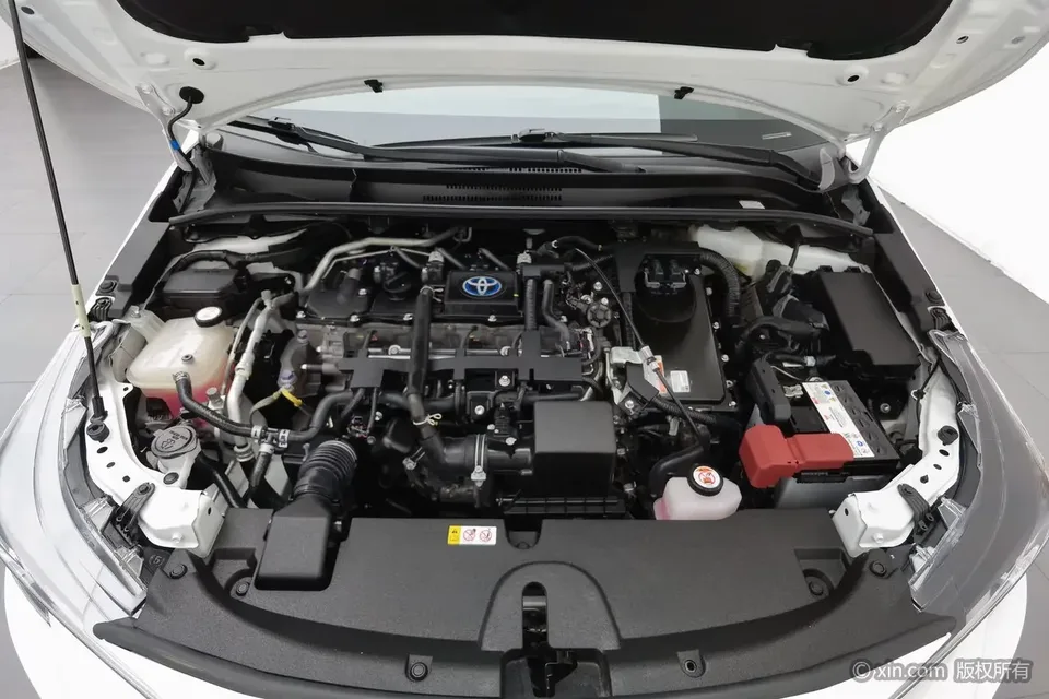 Toyota Levin Lei Ling 2022 Dual Engine 1.8H E-CVT Deluxe Edition 2022 — thumbnail 2