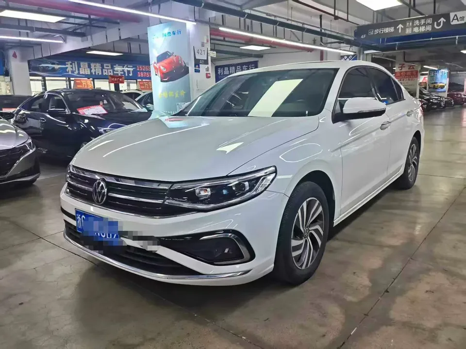 Volkswagen Bora Bora 2023 200TSI DSG Joy Edition 2023 — photo 1, buy with delivery to Moscow