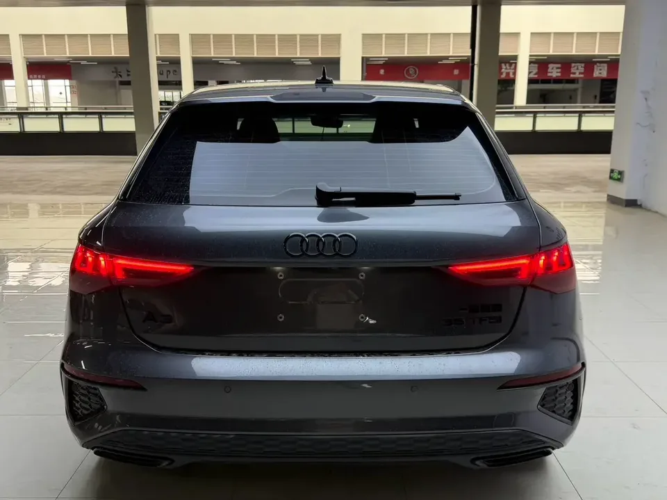 Audi A3 Audi A3 2023 Sportback 35 TFSI Stylish and sporty 2023 — thumbnail 2