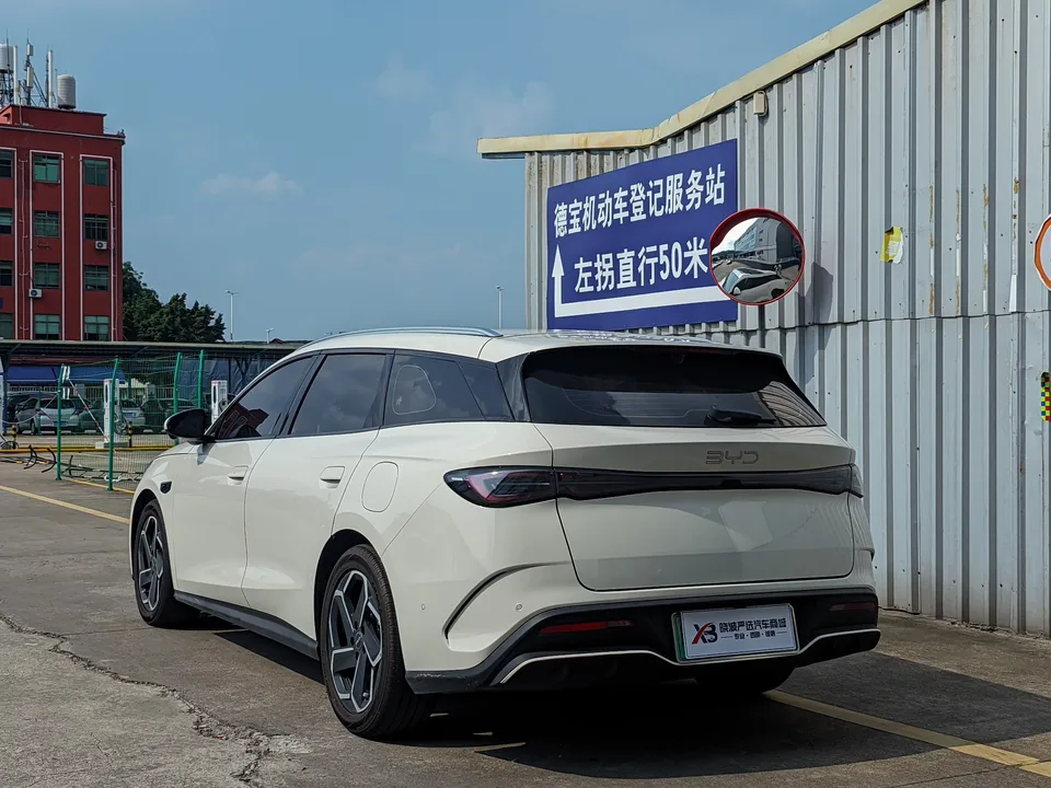 BYD Seal 06DM Travel Edition Seal 06DM Travel Edition 2025 DM-i 150KM Flagship Model 2026 — thumbnail 2