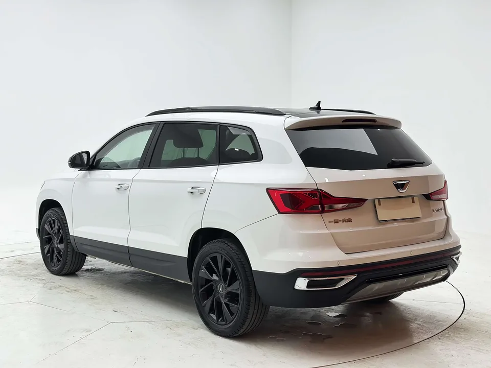Jetta VS7 Jetta VS7 2022 Panda Edition 1.4T Automatic Enjoy Edition Pro 2022 — thumbnail 2