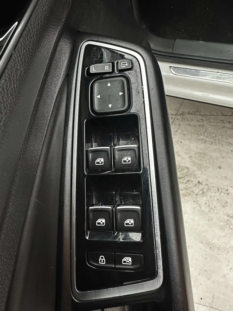 Jetta VS7 Jetta VS7 2022 Panda Edition 1.4T Automatic Enjoy Edition Pro 2022 — thumbnail 4