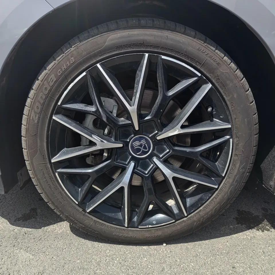 BYD Han DM Chinese DM 2025 Intelligent Driving Edition DM-i 125KM LiDAR Flagship Model 2025 — thumbnail 3
