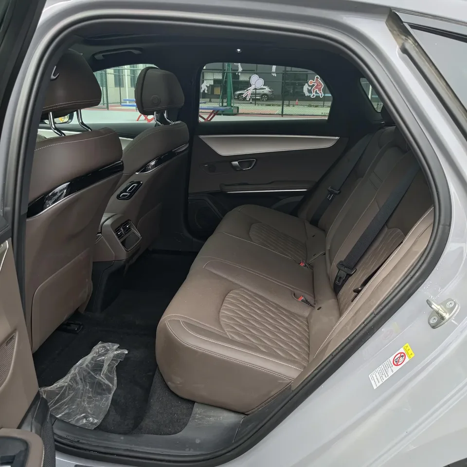 BYD Han DM Chinese DM 2025 Intelligent Driving Edition DM-i 125KM LiDAR Flagship Model 2025 — thumbnail 4