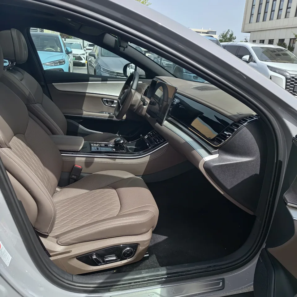 BYD Han DM Chinese DM 2025 Intelligent Driving Edition DM-i 125KM LiDAR Flagship Model 2025 — thumbnail 5