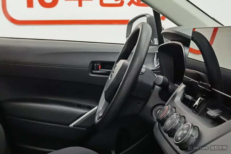 Toyota CorollaCross Corolla Sharp 2023 2.0L CVT Pioneer Edition 2023 — thumbnail 3