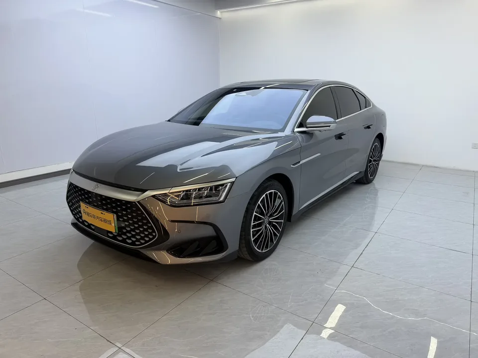 BYD Han DM Chinese DM 2023 DM-i Champion Edition 121KM Prestige 2023 — photo 1, buy with delivery to Moscow