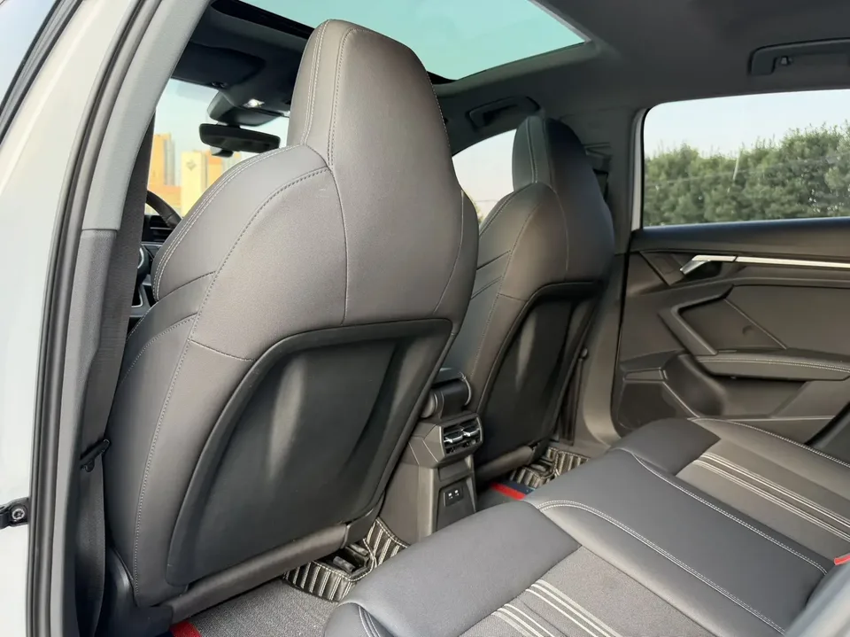 Audi A3 Audi A3 2022 Sportback 35 TFSI Stylish and sporty 2022 — thumbnail 3